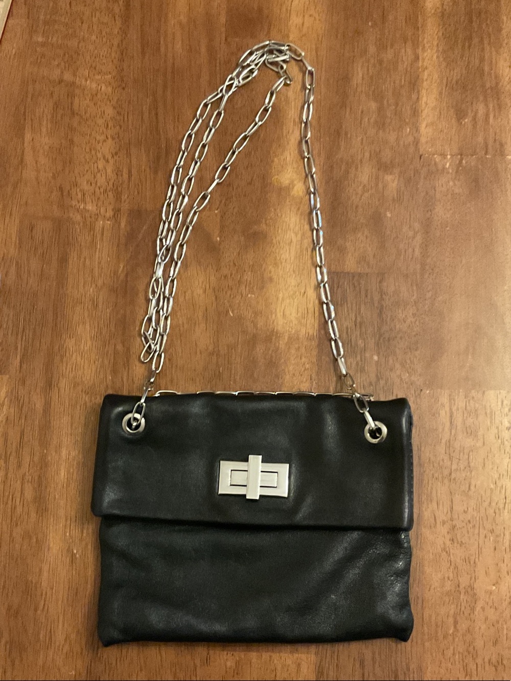 Elegant Black Leather Shoulder/Crossbody Bag Purse with Silver Chain Strap